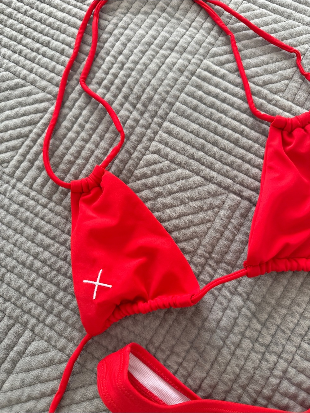 Boutine LA Red Triangle String Bikini - Picture 3 of 6
